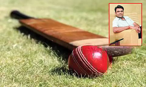 செக் மோசடி வழக்கில் முன்னாள் கிரிக்கெட் வீரர் கைது
