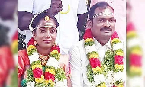 கருத்து வேறுபாடால் மனைவி தற்கொலை... அடுத்த நாளே கணவர் எடுத்த விபரீத முடிவு