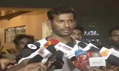 அரசியல் வருகை; அதற்கான நேரத்தில் முடிவு செய்வேன் - நடிகர் விஷால் பேட்டி