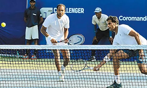 சென்னை ஓபன் டென்னிஸ்: இரட்டையர் பிரிவின் இறுதிப்போட்டியில் இந்திய அணிகள்