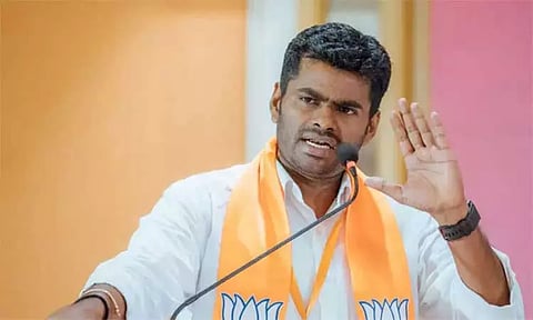 பொங்கல் தொகுப்பில் வழங்கப்பட்ட இலவச வேட்டியில், 78% பாலியஸ்டர் நூலைப் பயன்படுத்தியிருக்கிறார்கள் - அண்ணாமலை