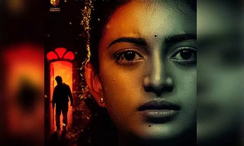 கயல் ஆனந்தி நடிக்கும் 'ஒயிட் ரோஸ்' படத்தின் பர்ஸ்ட்லுக் போஸ்டர் வெளியீடு