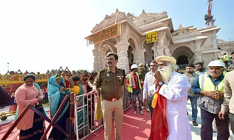 அயோத்தி ராமர் கோவிலில் ஜக்கி வாசுதேவ் தரிசனம்
