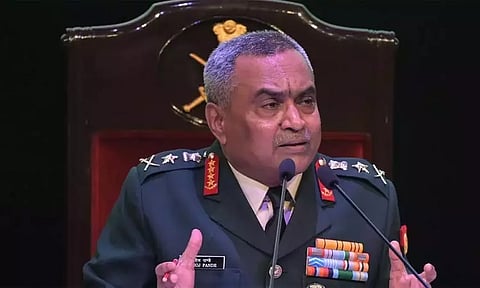 4 நாள் பயணமாக ராணுவ தளபதி அமெரிக்கா சென்றார்