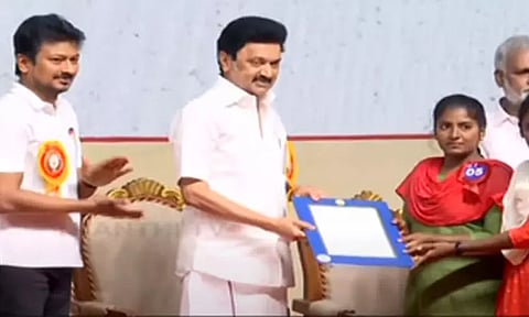 'மக்களுடன் முதல்வர்' திட்ட பயனாளிகளுக்கு நலத்திட்ட உதவிகள் வழங்கினார் முதல்-அமைச்சர் மு.க.ஸ்டாலின்