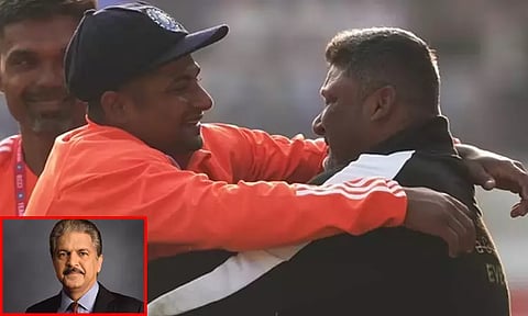 சர்பராஸ் கானின் தந்தைக்கு 'தார்' பரிசு... சர்ப்ரைஸ் கொடுத்த ஆனந்த் மஹிந்திரா