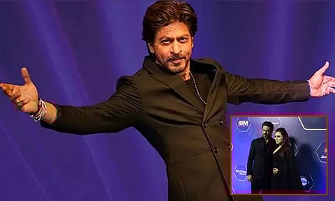 சிறந்த நடிகருக்கான தாதா சாகேப் பால்கே விருது வென்ற நடிகர் ஷாருக்கான்