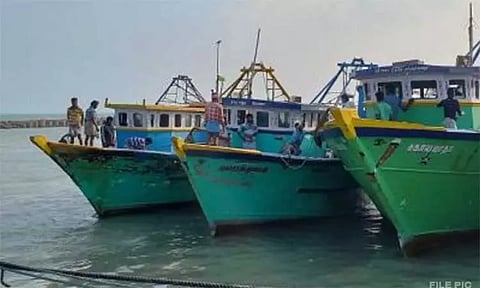 ராமேஸ்வரம் மீனவர்கள் கடலுக்கு செல்ல தடை