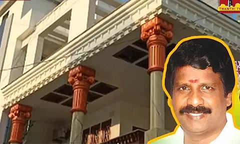 அ.தி.மு.க. முன்னாள் எம்.எல்.ஏ. வீட்டில் லஞ்ச ஒழிப்பு போலீசார் சோதனை