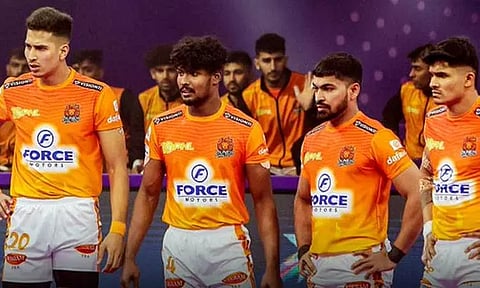 புரோ கபடி லீக்; பாட்னா பைரேட்ஸ் அணியை வீழ்த்தி புனேரி பால்டன் இறுதிப்போட்டிக்கு முன்னேற்றம்