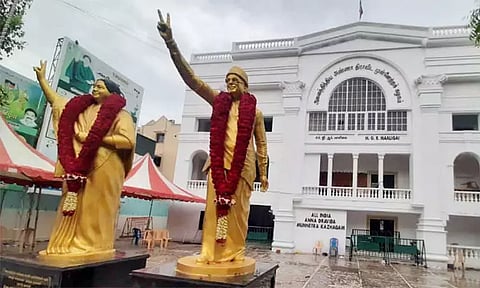 நாடாளுமன்றத் தேர்தல்: அ.தி.மு.க.வில் விருப்ப மனுக்களை பெறுவதற்கான கால அவகாசம் 6-ம் தேதி வரை நீட்டிப்பு