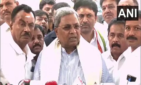 மங்களூரு குண்டுவெடிப்பிற்கும், பெங்களூரு குண்டுவெடிப்பிற்கும் தொடர்பில்லை; முதல்-மந்திரி சித்தராமையா