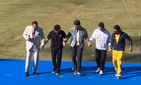 ஆஸ்கர் விருது வென்ற 'நாட்டு நாட்டு' பாடலுக்கு நடிகர்களுடன் நடனமாடிய சச்சின் ... வீடியோ வைரல்