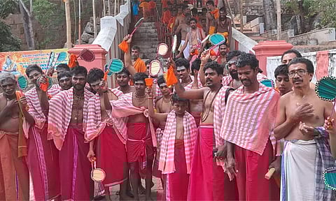 மகா சிவராத்திரியை முன்னிட்டு குமரி மாவட்டத்தில் சிவ ஆலய ஓட்டம் தொடங்கியது