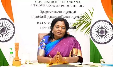 சர்வதேச மகளிர் தினம்; பெண்களுக்கு செய்தி சொல்வதா அல்லது ஆண்களுக்கு சொல்வதா என குழப்பமாக உள்ளது - தமிழிசை சவுந்தராஜன்