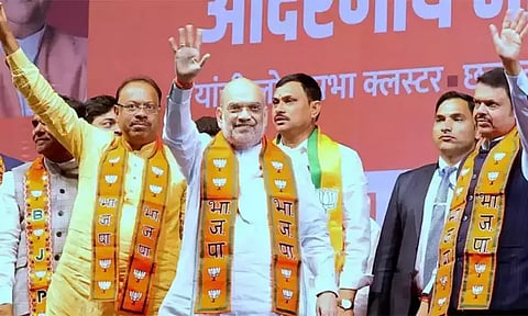 மராட்டிய அரசியலில் பரபரப்பு: பா.ஜனதா மீது சிவசேனா, தேசியவாத காங்கிரஸ் கடும் அதிருப்தி