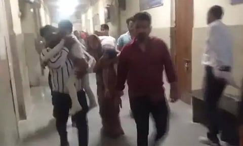 மகாசிவராத்திரி ஊர்வலத்தில் சோகம்.. மின்சாரம் பாய்ந்து 14 சிறுவர்கள் படுகாயம்