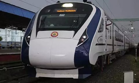 மைசூரு-சென்னை இடையே புதிய வந்தேபாரத் ரெயில் சேவை: ரெயில்வே அமைச்சகம் அறிவிப்பு