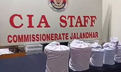 பஞ்சாப்பில் சர்வதேச போதைப்பொருள் கடத்தல் கும்பல் சிக்கியது