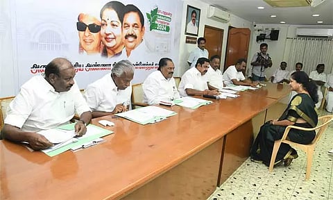 நாடாளுமன்ற தேர்தல் - அ.தி.மு.க. வேட்பாளர்களுக்கான நேர்காணல் நிறைவு