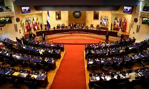 வெளிநாடுகளில் இருந்து வரும் பணத்திற்கு வருமான வரி கிடையாது.. எல் சால்வடார் அரசு சலுகை