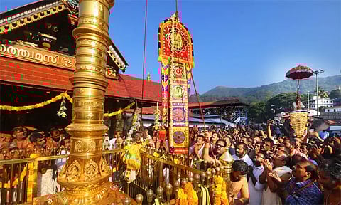 சபரிமலை அய்யப்பன் கோவிலில் பங்குனி உத்திரம் ஆராட்டு திருவிழா தொடங்கியது