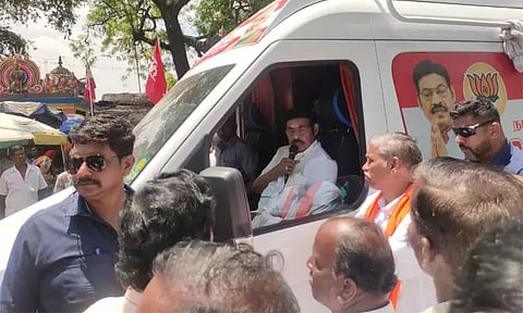 தி.மு.க.விற்கு வாக்களித்து வீணாக்காதீர்கள்: பாரிவேந்தர் பேச்சு