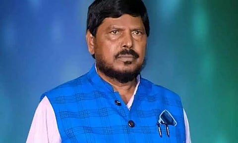 இந்திய குடியரசு கட்சியை புறக்கணிக்கும் பா.ஜனதா - அத்வாலே வேதனை