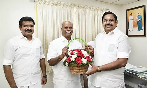 பா.ஜ.க. நிர்வாகி தடா பெரியசாமி அ.தி.மு.க.வில் இணைந்தார்