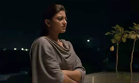 கயல் ஆனந்தி நடித்துள்ள 'ஒயிட் ரோஸ்' படத்தின் புதிய பாடல் வெளியானது