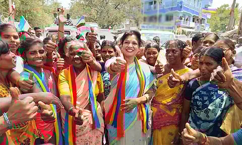 தர்மபுரி தொகுதியில் எனக்கு வெற்றி வாய்ப்பு பிரகாசமாக உள்ளது - பா.ம.க. வேட்பாளர் சவுமியா அன்புமணி