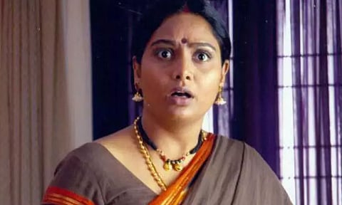 நாடு முழுவதும் நரேந்திர மோடி அலை வீசுகிறது- நடிகை ஸ்ருதி