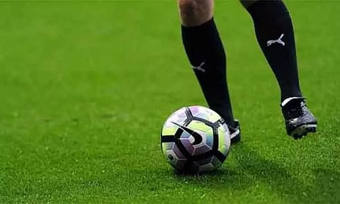 ஐ.எஸ்.எல். கால்பந்து போட்டி: சென்னை- ஜாம்ஷெட்பூர் அணிகள் இன்று மோதல்