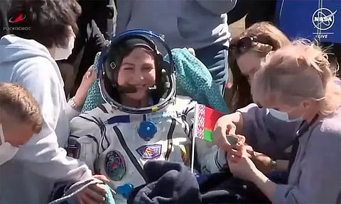 சர்வதேச விண்வெளி நிலையத்தில் இருந்து கஜகஸ்தானில் பத்திரமாக தரையிறங்கிய விண்வெளி வீரர்கள்