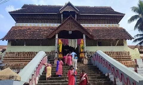 திருவட்டாறு ஆதிகேசவப்பெருமாள் கோவில் பங்குனித்திருவிழா நாளை கொடியேற்றத்துடன் ஆரம்பம்