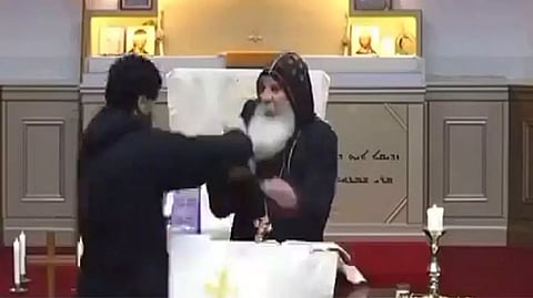 கிறிஸ்தவ ஆலயத்தில் பாதிரியாருக்கு கத்திக்குத்து பயங்கரவாத செயல் - ஆஸ்திரேலியா போலீசார்