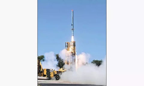 முற்றிலும் உள்நாட்டில் தயாரிக்கப்பட்ட நவீன ஏவுகணை சோதனை வெற்றி