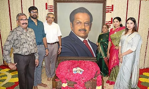 11-ம் ஆண்டு நினைவு தினம்: டாக்டர் பா.சிவந்தி ஆதித்தனார் நினைவு இல்லத்தில் தலைவர்கள் அஞ்சலி