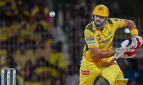 மீண்டும் ஏமாற்றம் அளித்த டேரில் மிட்செல்; 11 ரன்களில் அவுட்