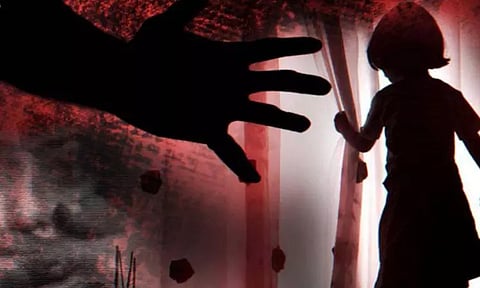 பானிபூரி வாங்கி தருவதாக கூறி 8 வயது சிறுமி பாலியல் பலாத்காரம்