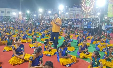 பாரம்பரிய கலையினை மேற்கொள்ளும் கலைஞர்களுக்கு தமிழக அரசு உதவிட முன்வர வேண்டும் - நடிகர் ரஞ்சித்