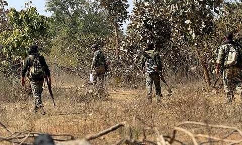 சத்தீஷ்கார் என்கவுண்ட்டர்: நக்சலைட்டு சுட்டுக்கொலை