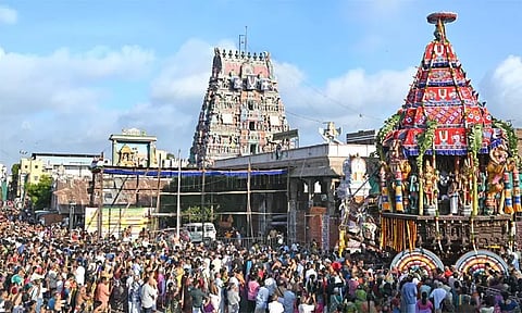 திருவல்லிக்கேணி பார்த்தசாரதி கோவிலில் சித்திரை தேரோட்டம் கோலாகலம்