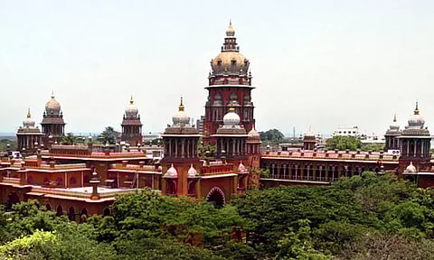 பெண்கள் குறித்து சர்ச்சை கருத்து: எச்.ராஜா மீதான வழக்கை ரத்து செய்ய ஐகோர்ட்டு மறுப்பு