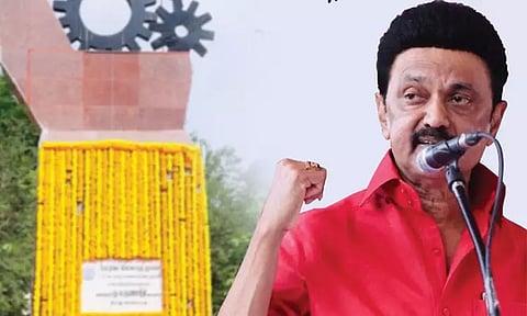 உழைக்கும் கைகள் ஒன்று சேர்ந்து புதிய உலகம் படைப்போம்: முதல்-அமைச்சர் மு.க.ஸ்டாலின்