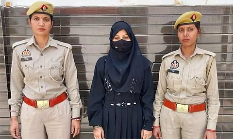 கணவரின் அந்தரங்க உறுப்பில் சூடு வைத்து கொடுமைப்படுத்திய மனைவி: சிசிடிவி மூலம் அம்பலம்