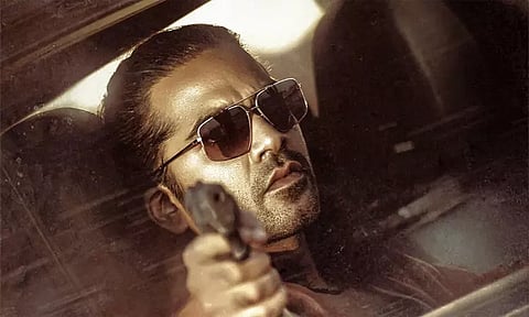 தக் லைப் படத்தில் இணையும் நடிகர் சிம்பு...கமல்ஹாசனுக்கு மகனாக நடிக்கிறாரா?