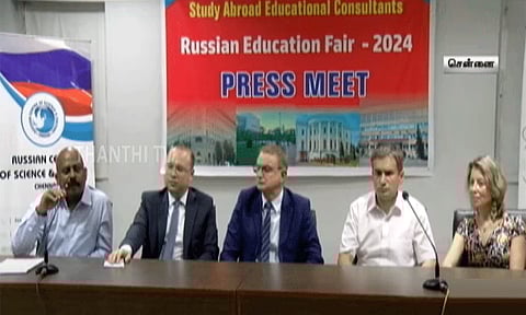 ரஷிய பல்கலைக்கழகங்களில் இந்திய மாணவர்களுக்கு 8,000 மருத்துவ இடங்கள் ஒதுக்கீடு