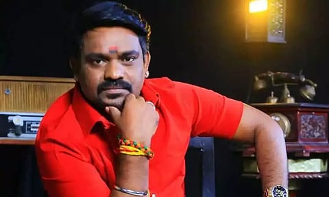 பின்னணி பாடகர் வேல்முருகன் கைது