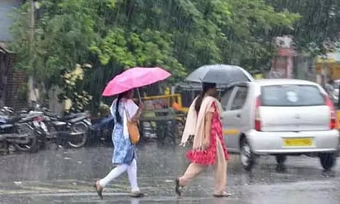 11 மாவட்டங்களில் அடுத்த 3 மணி நேரத்திற்கு மழைக்கு வாய்ப்பு